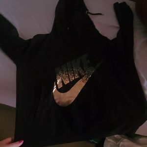 Nike sweatshirt womens